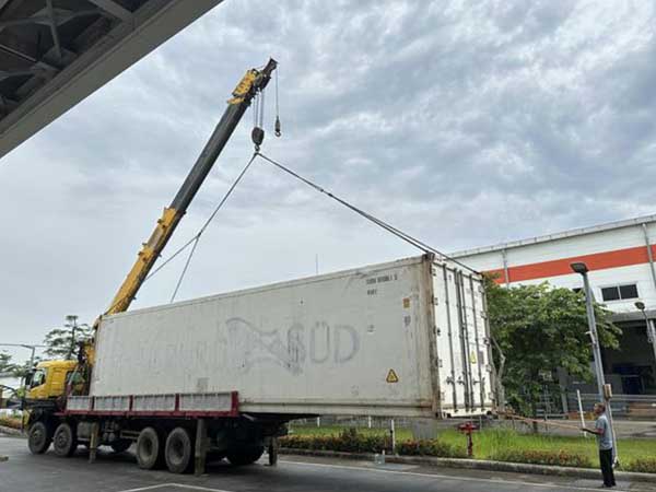 Thuê container lạnh làm kho tại khu công nghiệp tràng duệ